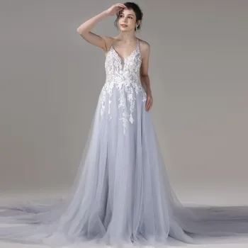Testreszabott A-Line Halter ezüst esküvői ruha rátétekkel Sweep Train menyasszonyi ruha tengerparti igazi ruhához