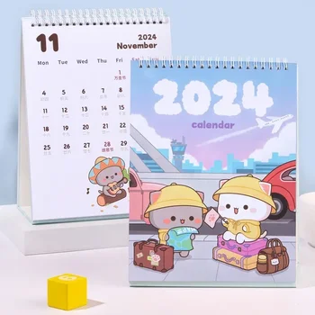 2024 Új, limitált kiadású Mitao Cat naptár Holdasztal anime Aranyos munkanaptár Mézes őszibarack szürke macska utazási sorozat játék ajándékok