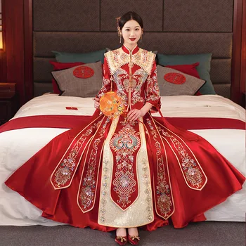 Hagyományos nők Piros szatén flitterek Gyöngyös esküvői ruha Retro kínai stílus Marry Phoenix hímzés Cheongsam