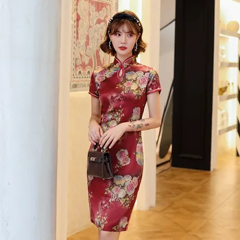 Új nyári Qipao elegáns kínai stílusú ruhák női rövid cheongsams szexi üreges mandarin gallér vestidos plus méret 4Xl